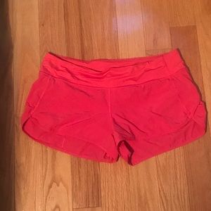 Lululemon speed up shorts with back pocket